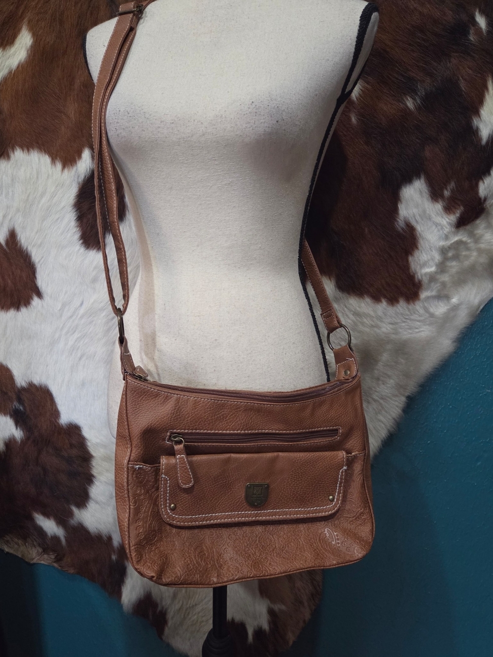 Stone Mountain Tan/Brown Crossbody Bag